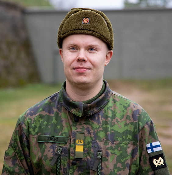 Maasotakoulun sotilaspastori Juuso Sikiö on unelma-ammatissaan - Maavoimat