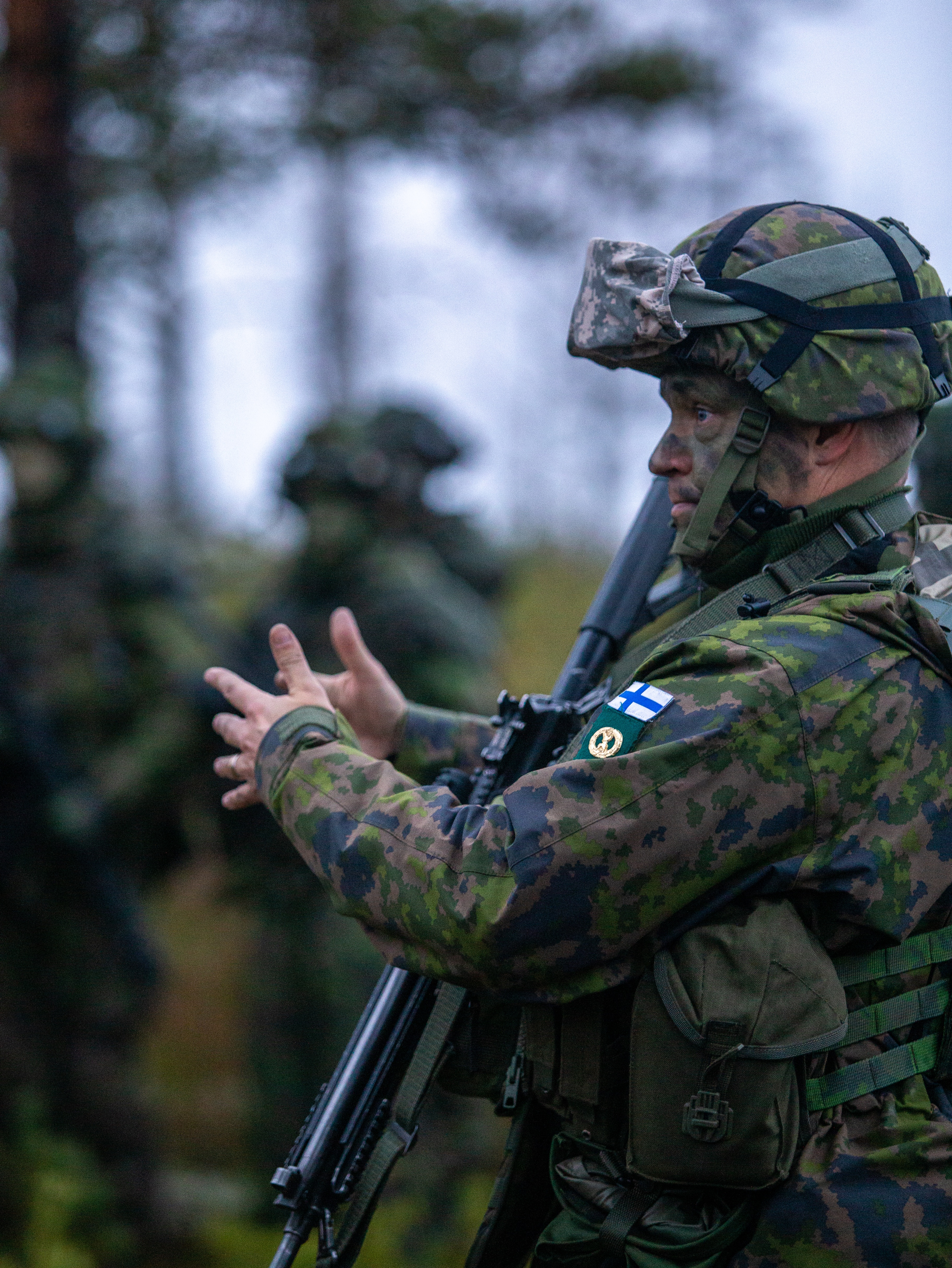 everstiluutnantti Risto Kohonen taisteluvarustuksessa