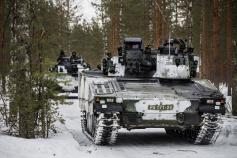 Kymi 119 - Jalkaväki eteni maaston ja kelin tahdissa