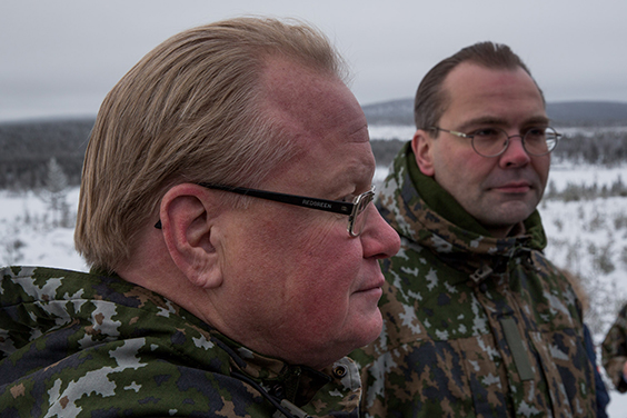 Jussi Niinstö and Peter Hultqvist in army unifroms