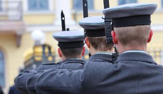 Edustus- ja vartiointitehtävät värittävät sotilaspoliisien palvelusta