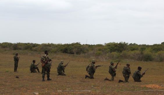 Sotilaita harjoittelemassa EUMAM Mosambik -operaatiossa.