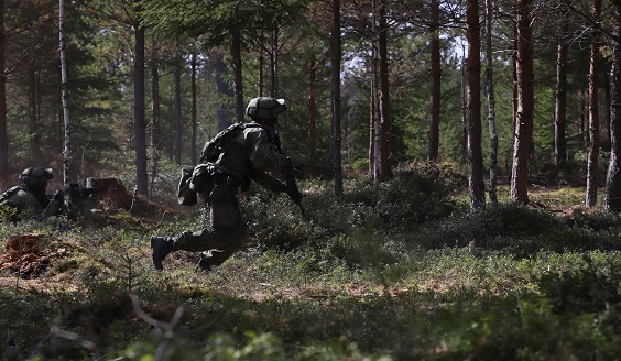 Utin jääkärirykmentti harjoittelee Kymenlaaksossa ja Suomenlahden rannikolla