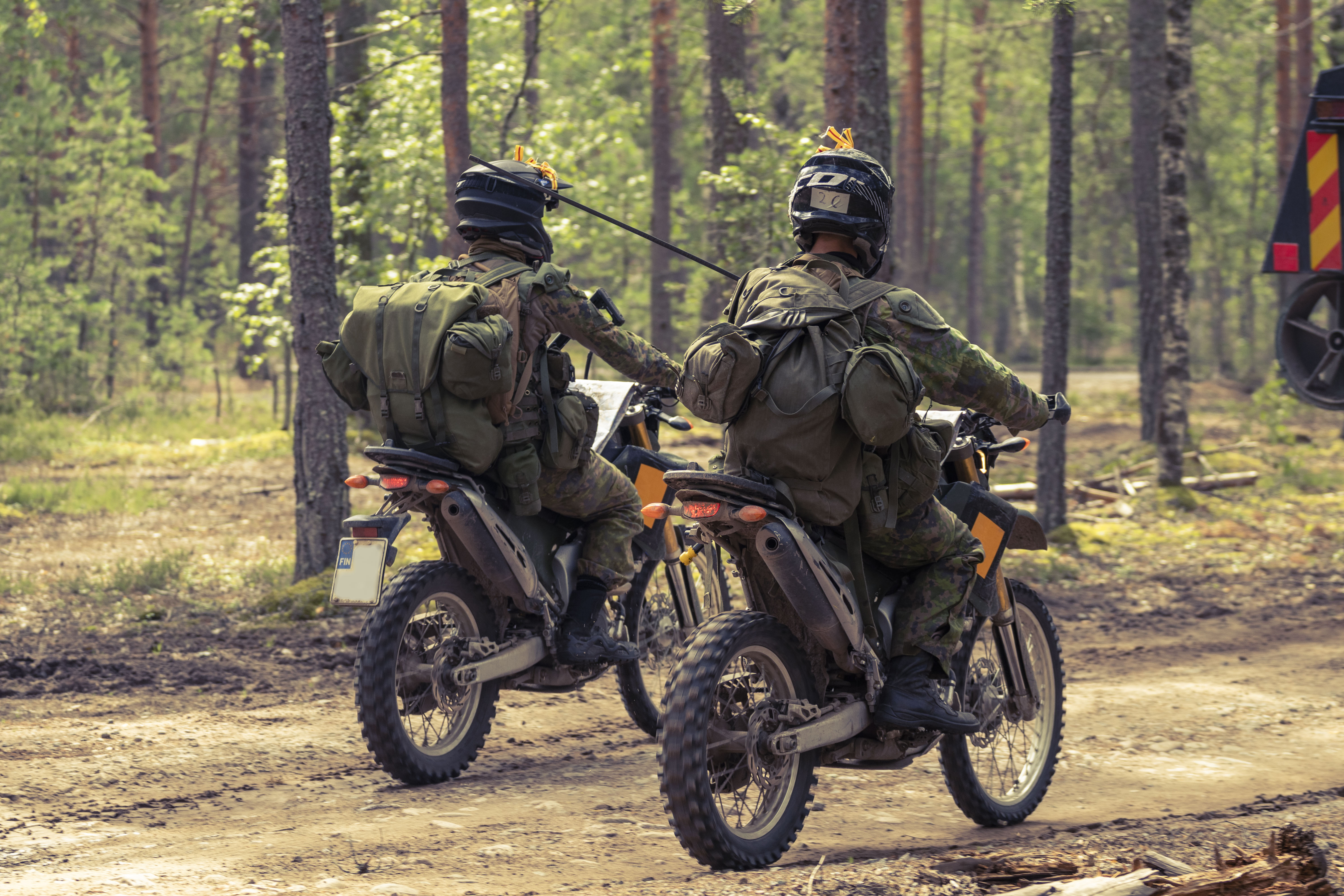 Two US soldiers searching for the enemy.