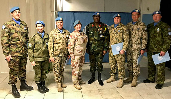 Group photo of soldiers from different countries